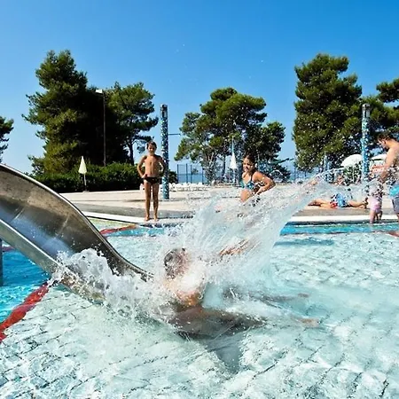 Mobile Homes Zaton Vacanceselect Holiday park Nin