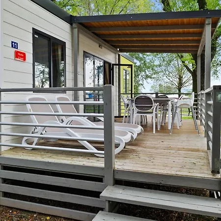 منتزه العطل Mobile Homes Zaton Vacanceselect 4*