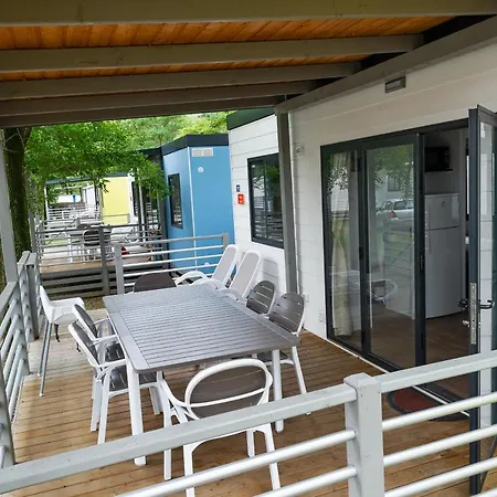 منتزه العطل Mobile Homes Zaton Vacanceselect
